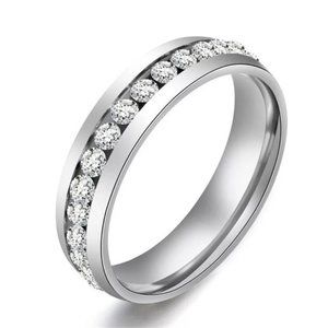 New Silver plated band Crystal Ring